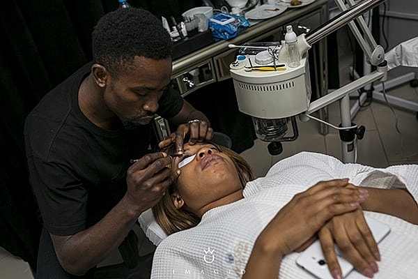 Beauty treatment session in a spa setting.